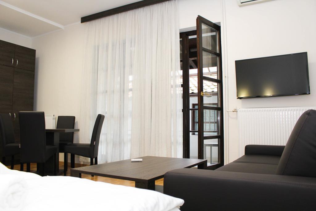 Wake Up Apartments And Rooms Белград Экстерьер фото