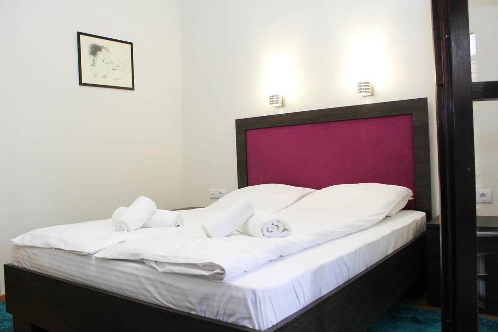 Wake Up Apartments And Rooms Белград Экстерьер фото